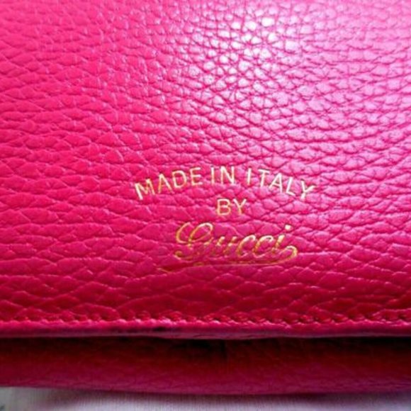 Gucci Fuchsia W Gold Hardware XL Checkbook Size - Picture 2 of 8